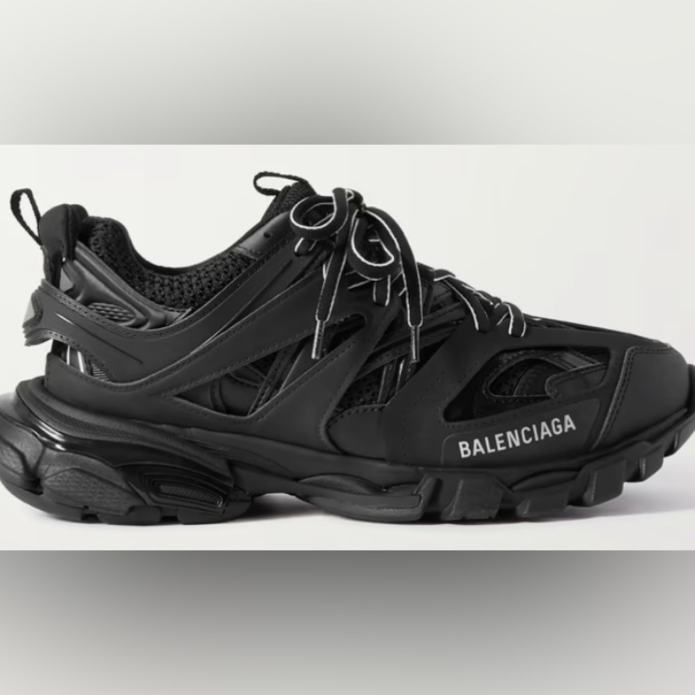 I’m selling Balenciaga